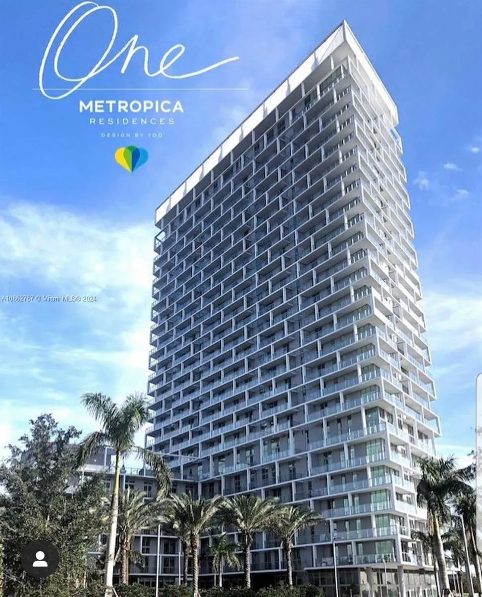 1 bedroom 1 bath for sale at 2000 Metropica Way # 505, Sunrise FL 33323