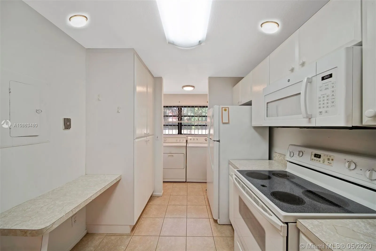 9950 NW 13th Ct # 49, Pembroke Pines FL 33024