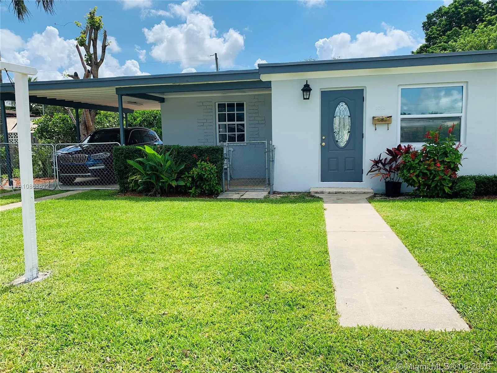 1016 NE 4th Ave, Homestead FL 33030