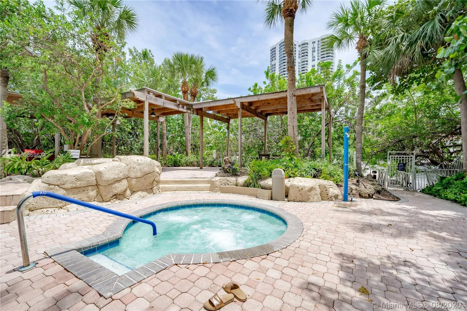 3400 NE 192nd St # 1403, Aventura FL 33180