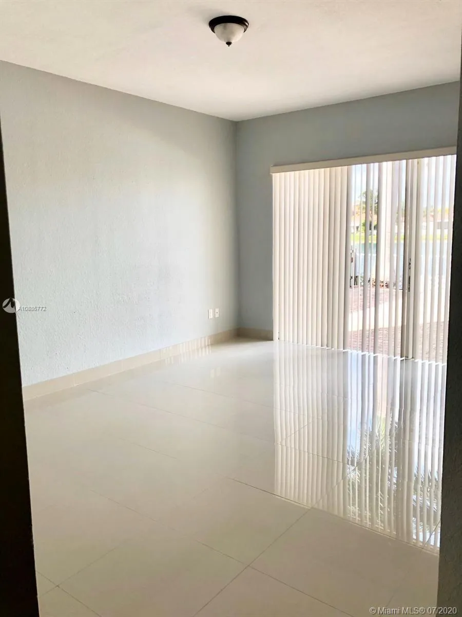 3965 NE 15th St, Homestead FL 33033