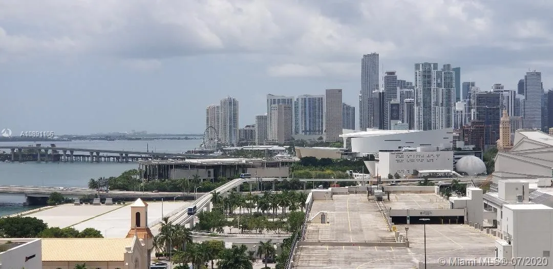 2 bedroom 2 bath for sale at 1750 N Bayshore Dr # 1714, Miami FL 33132