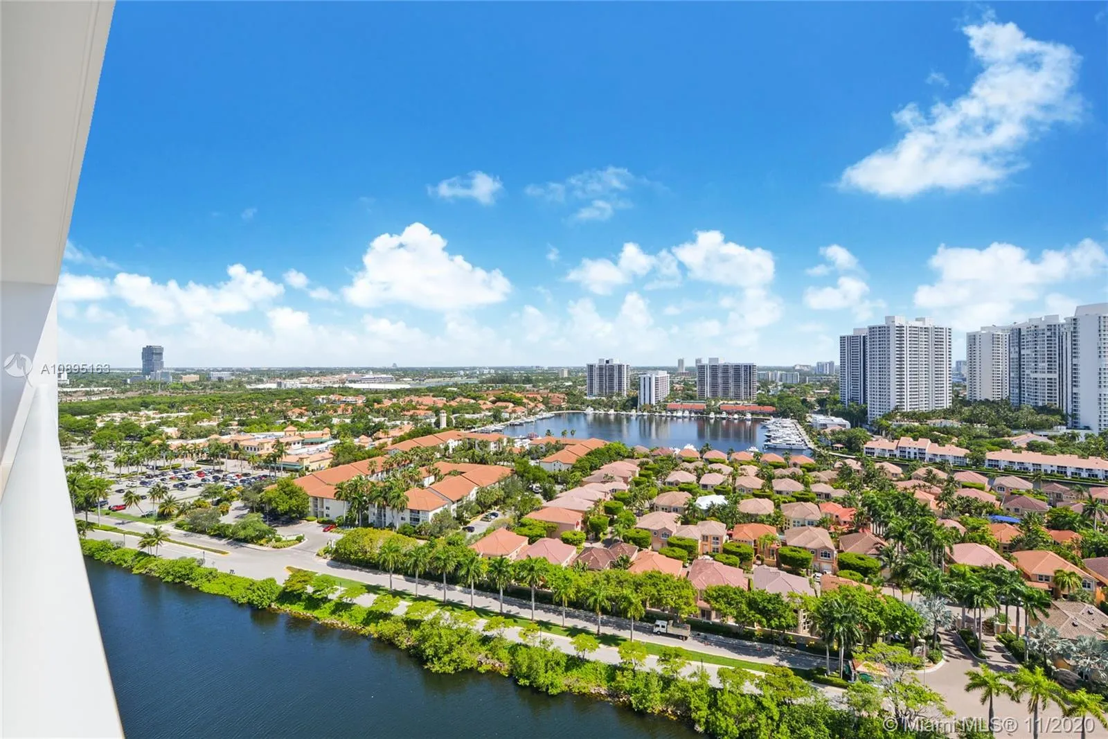 3701 N Country Club Dr # 2201, Aventura FL 33180