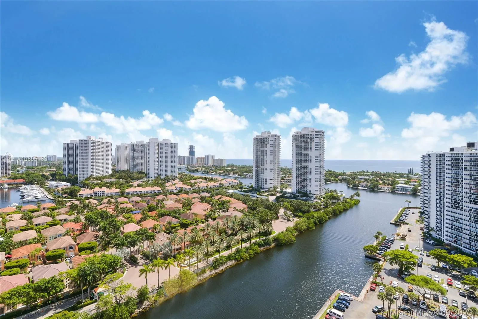 3701 N Country Club Dr # 2201, Aventura FL 33180