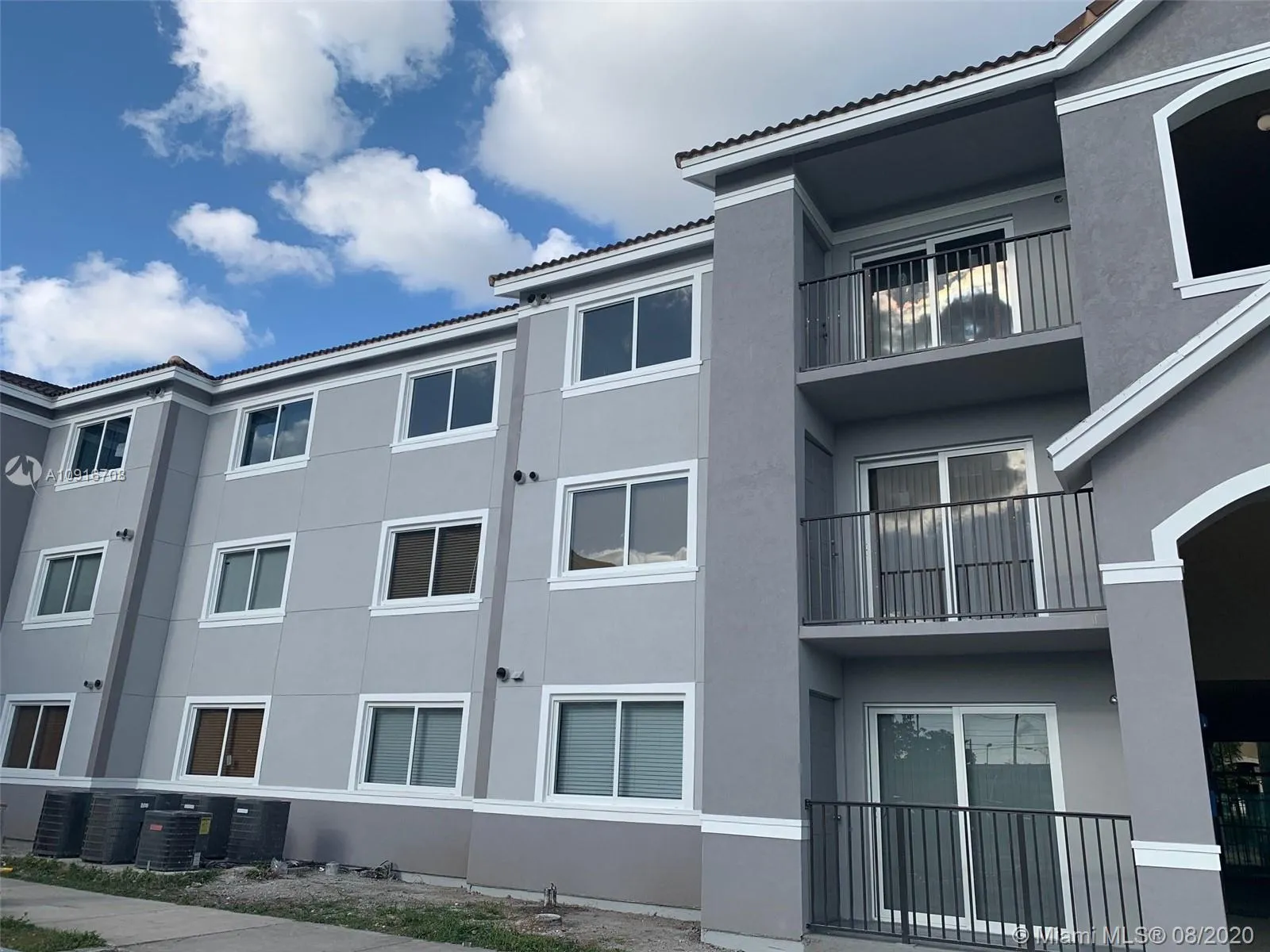 2 bedroom 2 bath for sale at 15480 SW 284th St # 2304, Homestead FL 33033