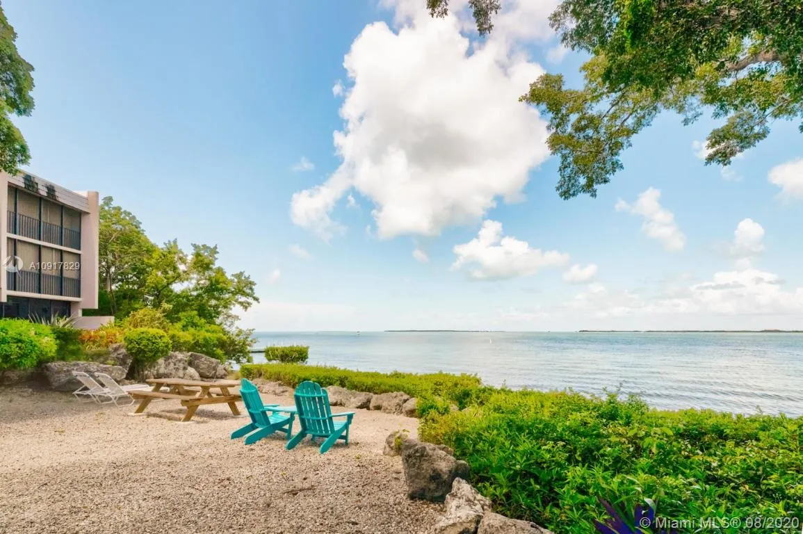 3 bedroom 3 bath for sale at 97652 Overseas Hwy, Key Largo FL 33037