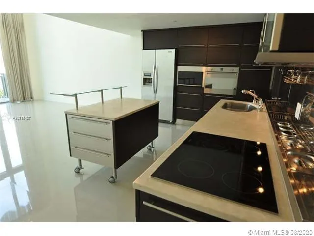 6000 Collins Ave # 546, Miami Beach FL 33140