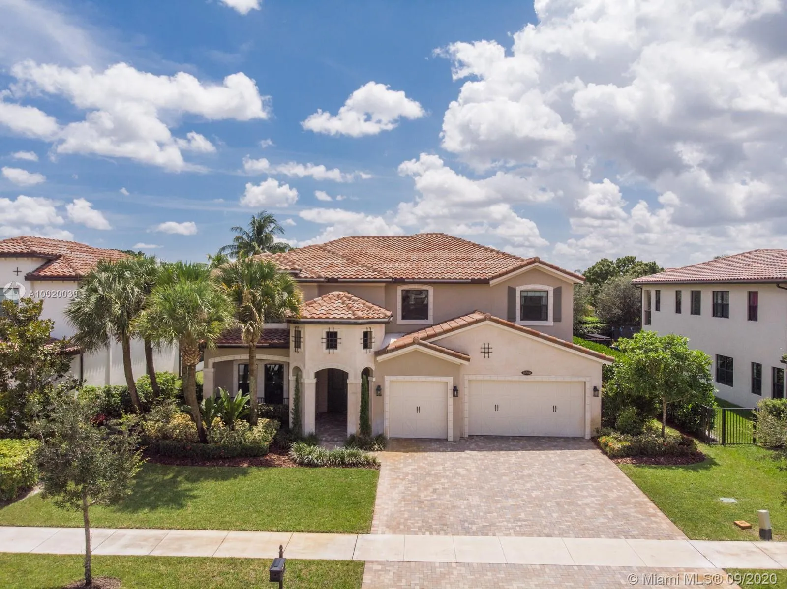 10660 SW 55th St, Cooper City FL 33328