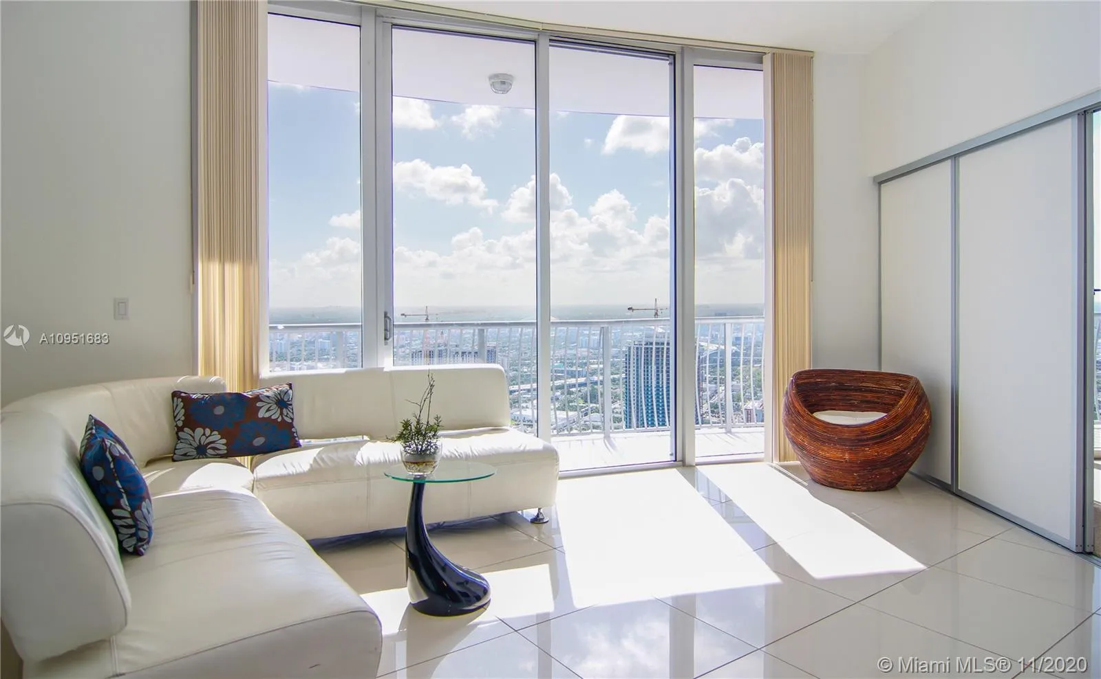 2 bedroom 2 bath for sale at 1750 N Bayshore Dr # 5614, Miami FL 33132