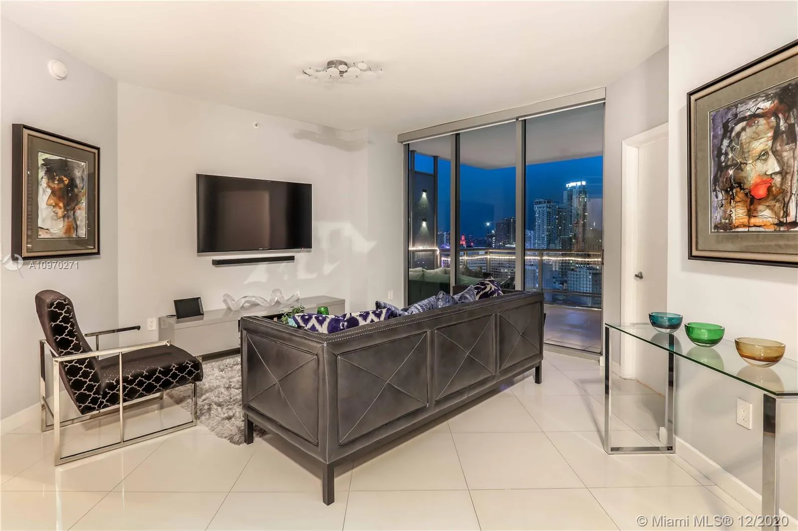 350 S Miami Ave # 2505, Miami FL 33130