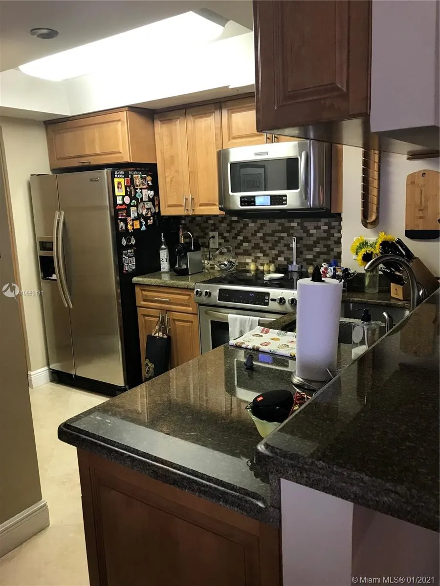 770 Claughton Island Dr # 1704, Miami FL 33131