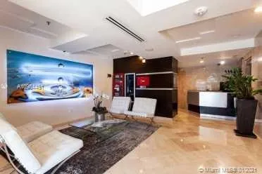 5880 Collins Ave # 403, Miami Beach FL 33140