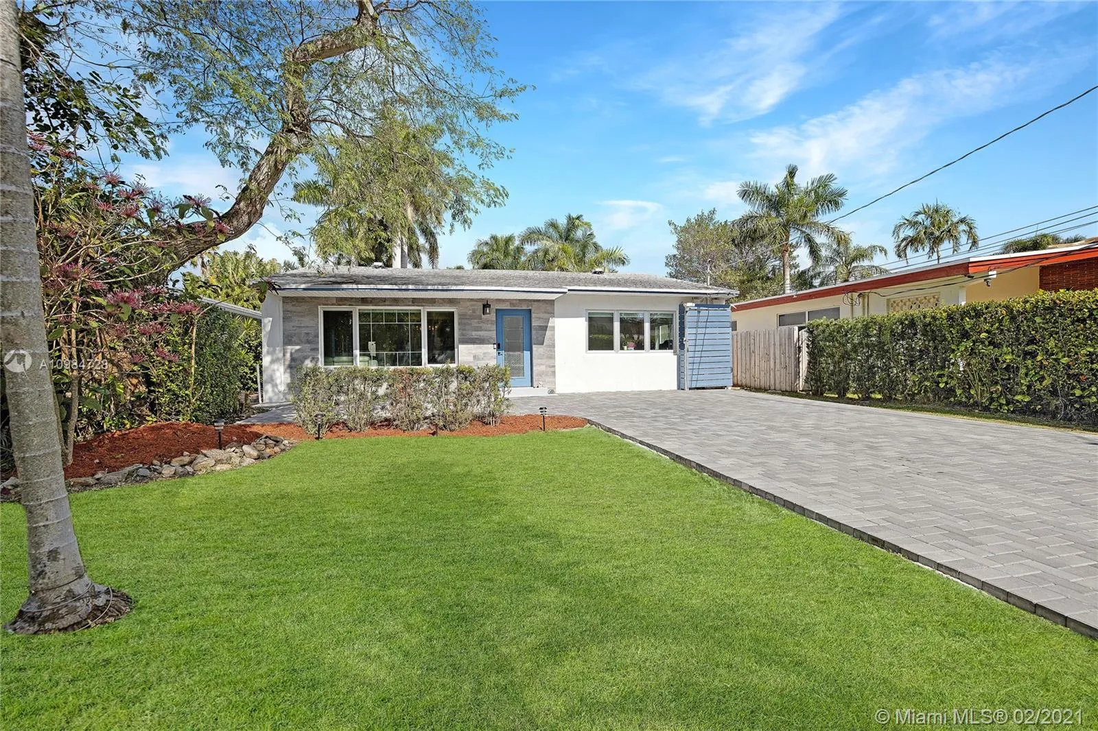 937 N Northlake Dr, Hollywood FL 33019