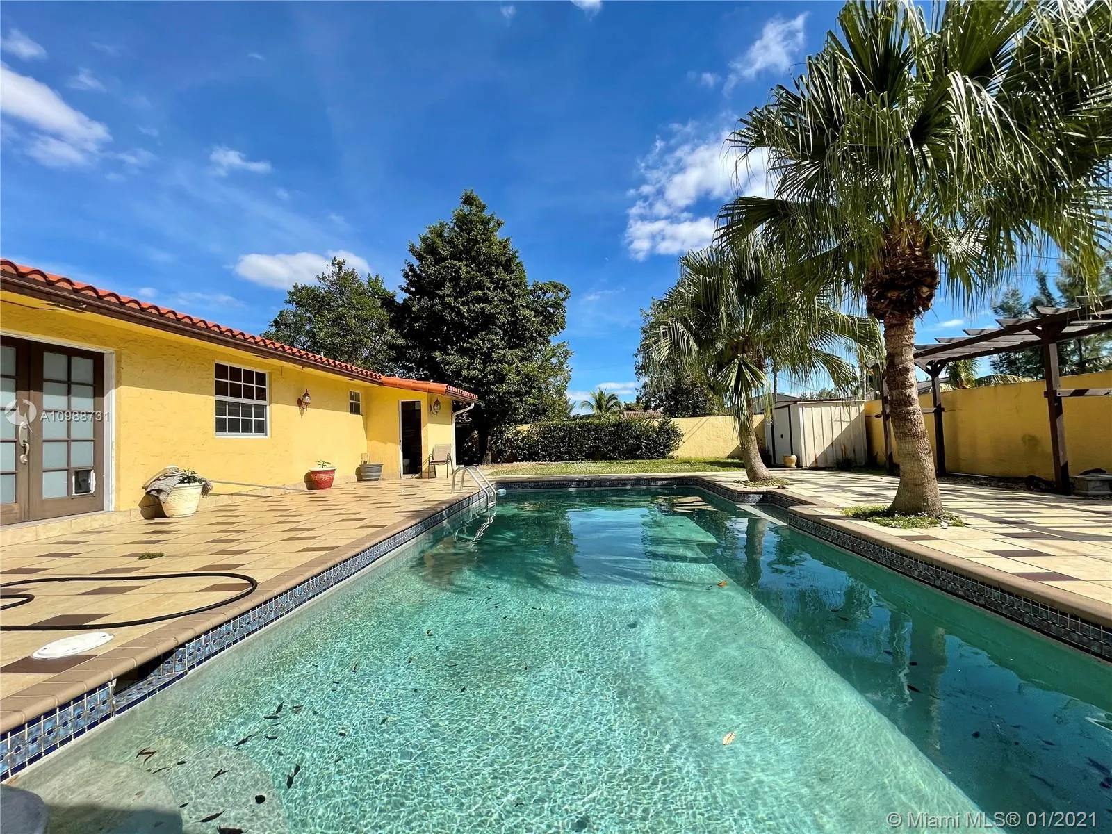 4 bedroom 3 bath for sale at 9800 NW 28th Ter, Doral FL 33172