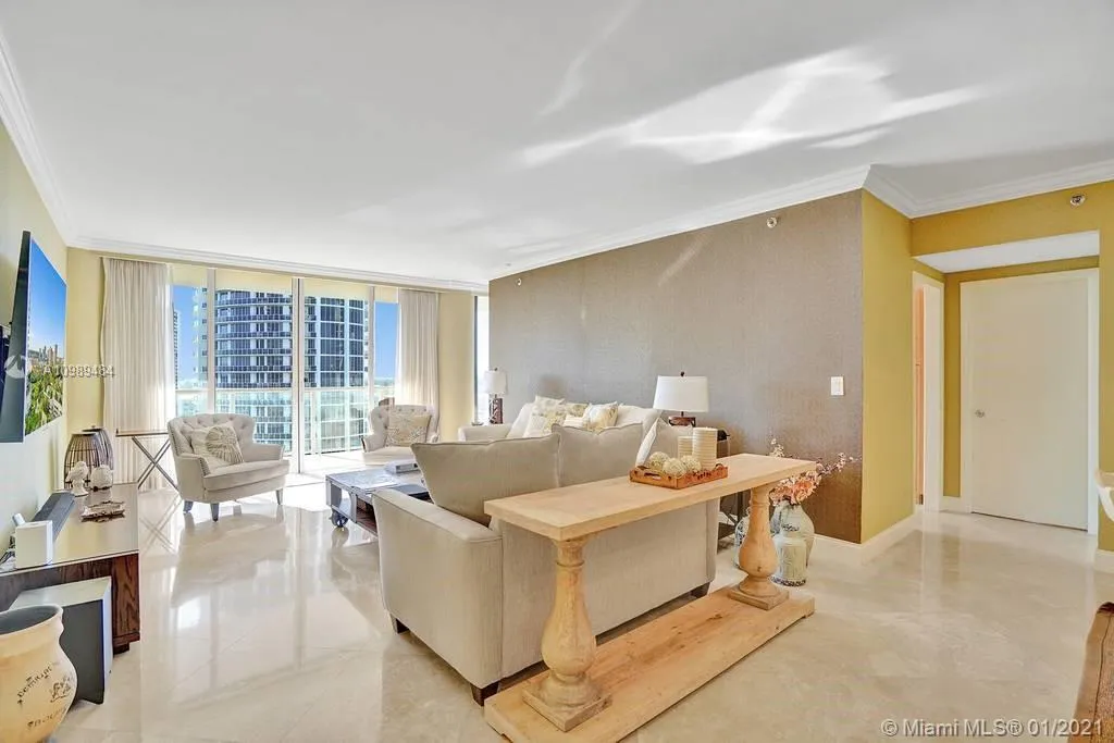 4000 Island Blvd # 1503, Aventura FL 33160