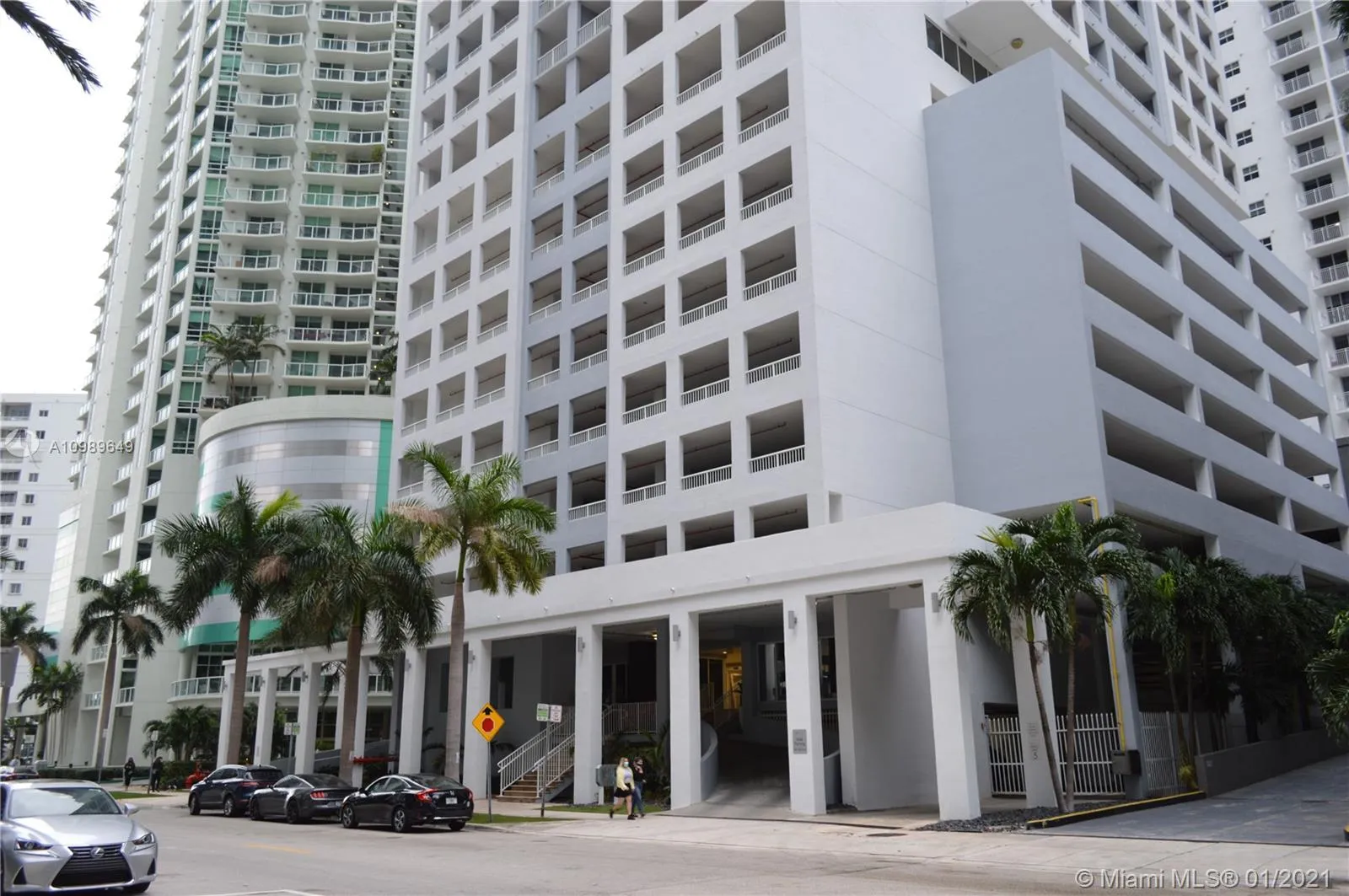 170 SE 14th St # 2205, Miami FL 33131