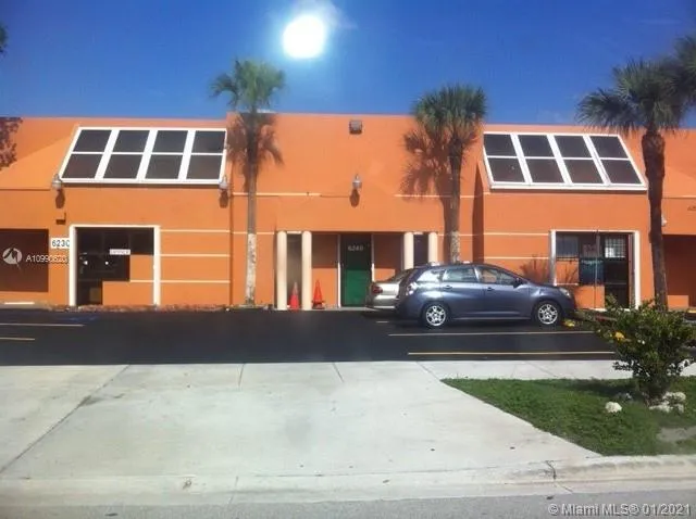 6250 W 21st Ct, Hialeah FL 33016