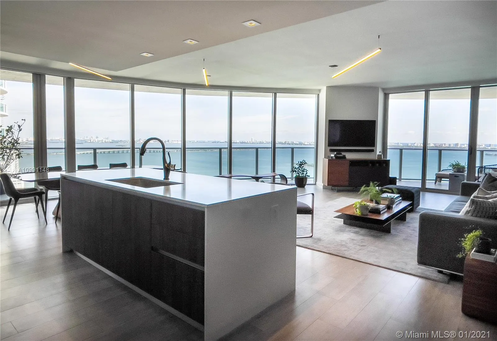 2 bedroom 2 bath for sale at 488 NE 18th St # 301, Miami FL 33132