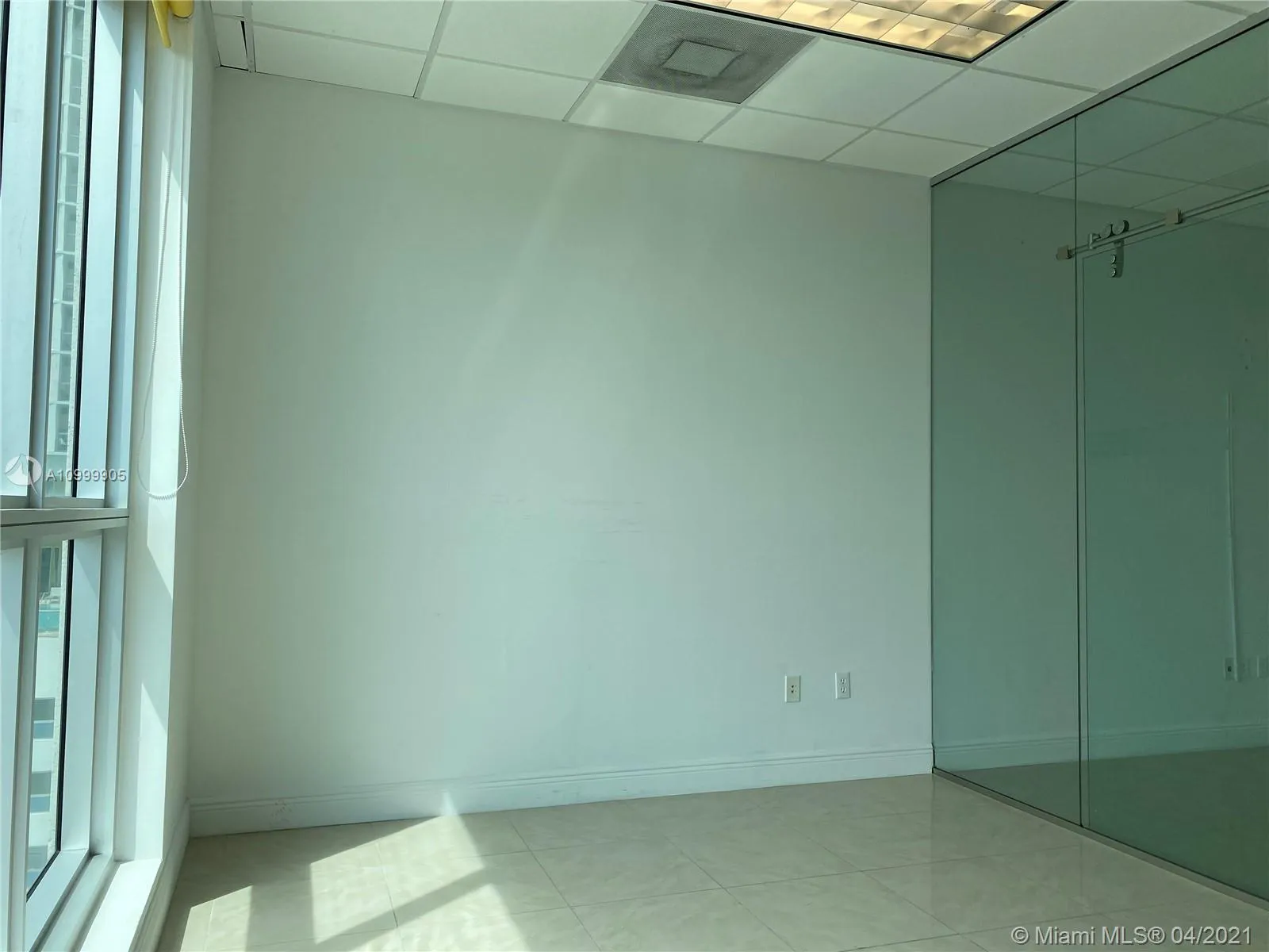 175 SW 7th St # 1214, Miami FL 33130