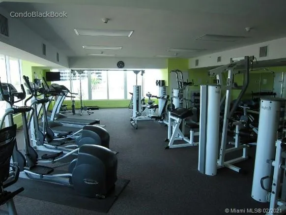 275 NE 18th St # 1104, Miami FL 33132