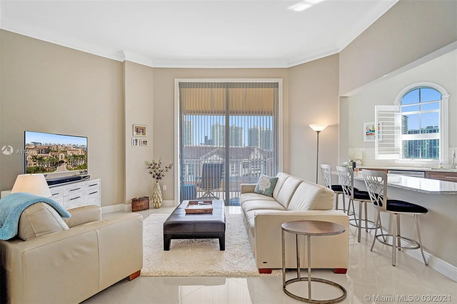 3001 NE 185th St # 712, Aventura FL 33180