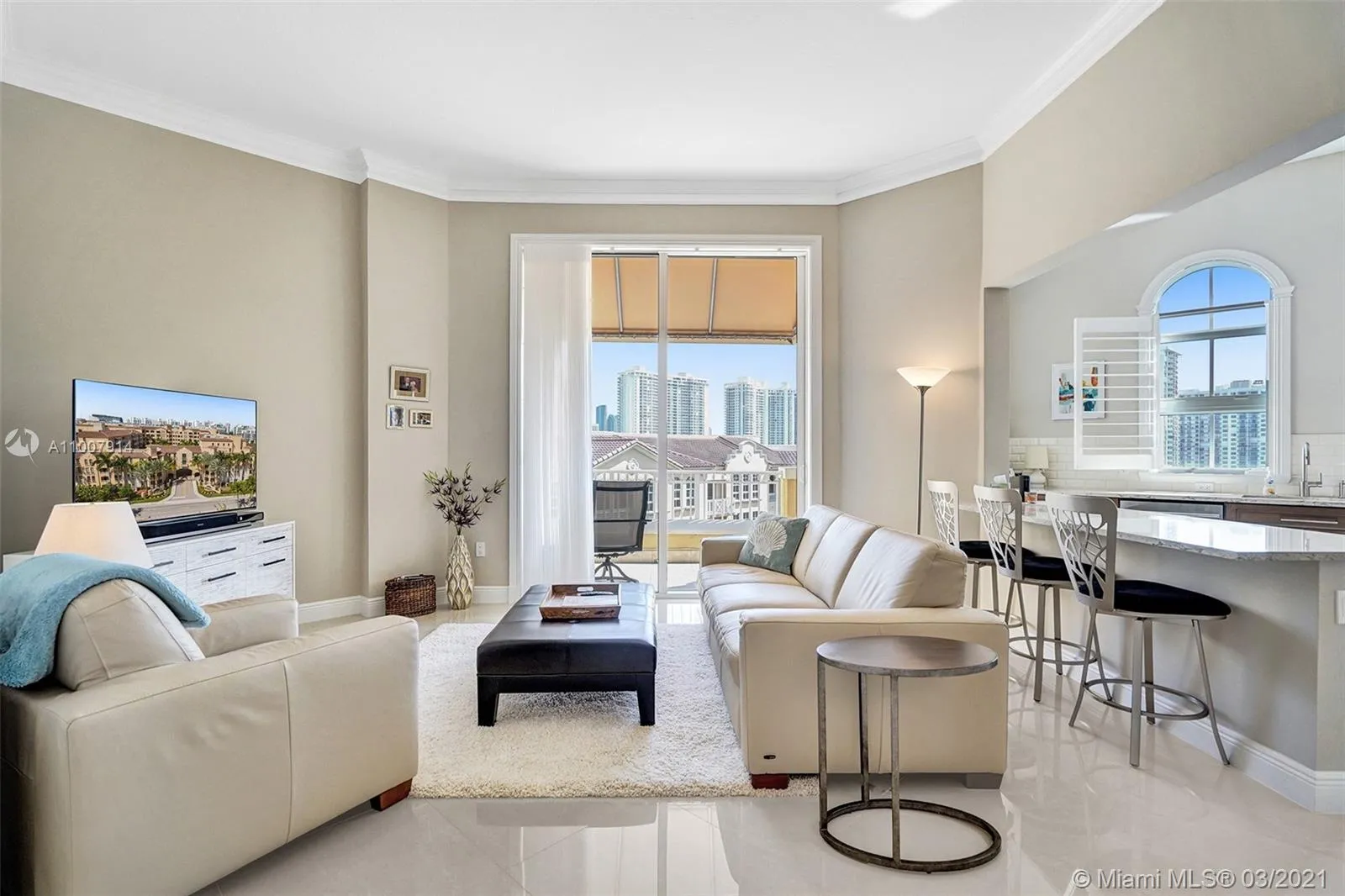 3001 NE 185th St # 712, Aventura FL 33180