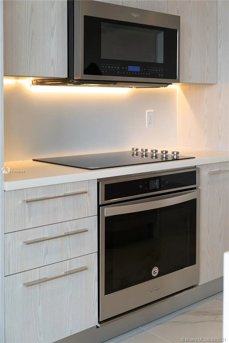 2000 Metropica Way # 901, Sunrise FL 33323