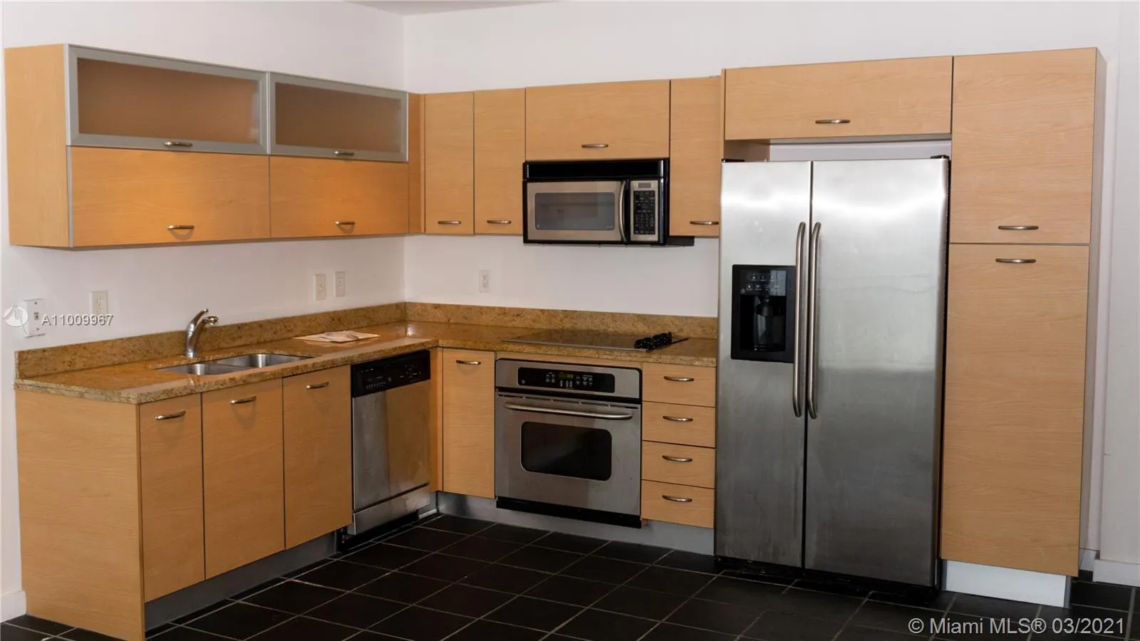 1 bedroom 1 bath for sale at 2275 Biscayne Blvd, Miami FL 33137