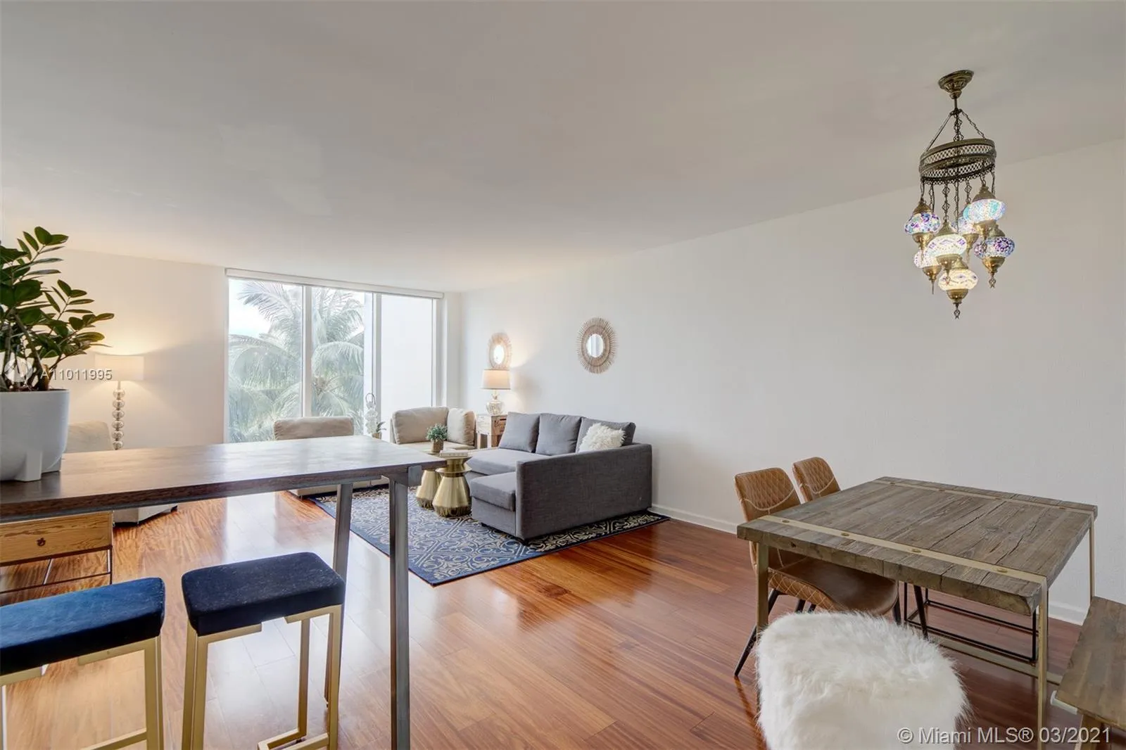 10275 Collins Ave # 323, Bal Harbour FL 33154