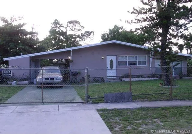 4 bedroom 3 bath for sale at 610 Carolina Ave, Fort Lauderdale FL 33312