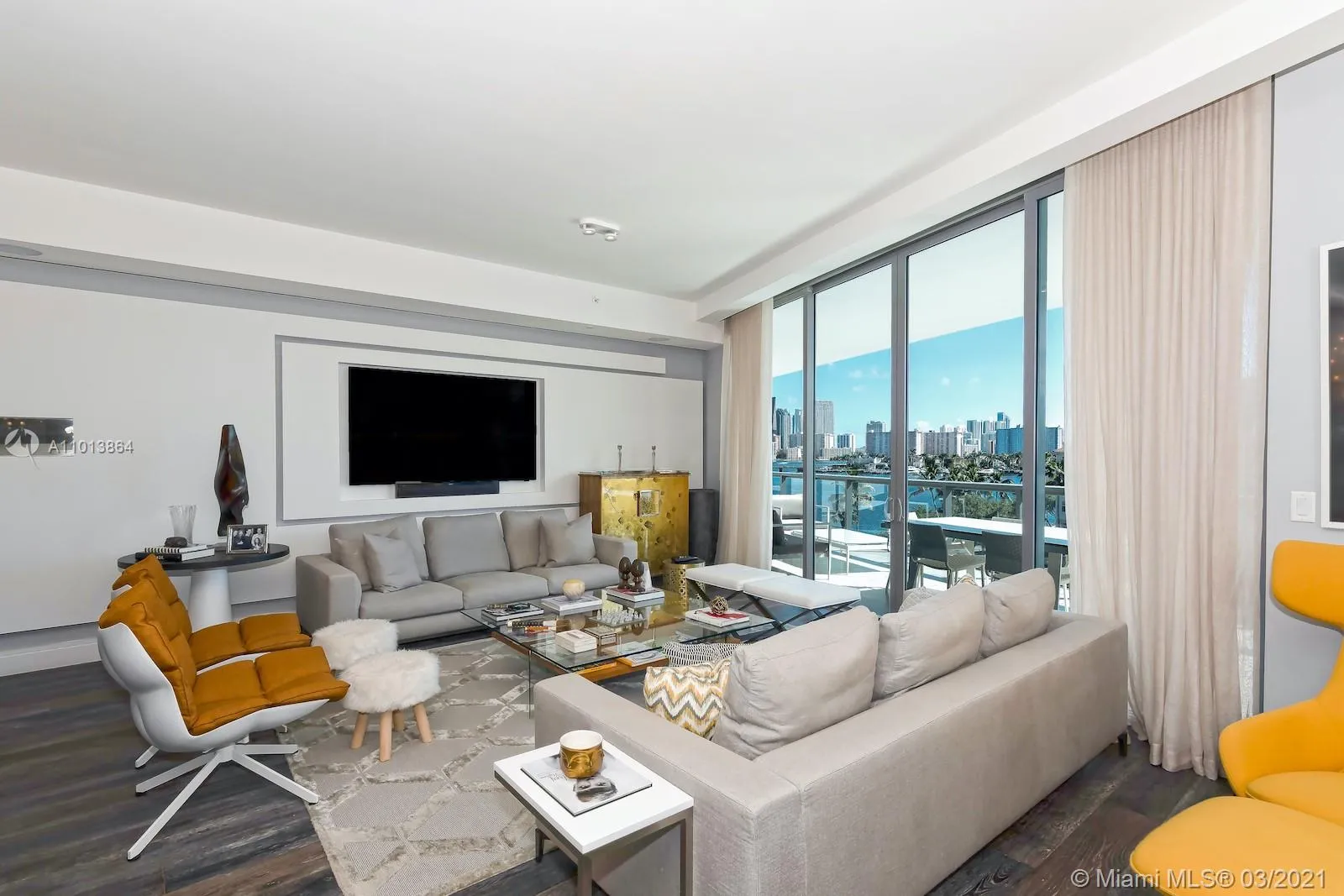 3250 NE 188th St # 408, Aventura FL 33180