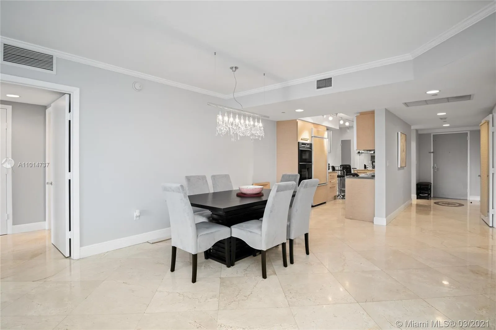 3 bedroom 3 bath for sale at 1850 S Ocean Dr # 607, Hallandale Beach FL 33009