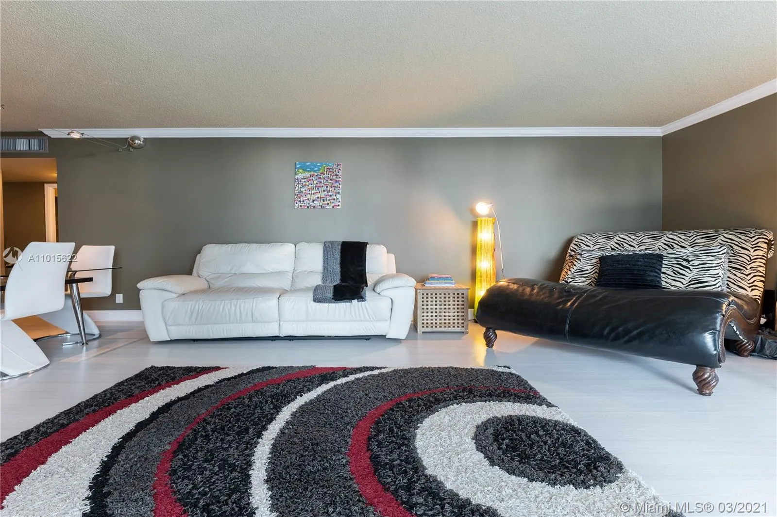 100 Bayview Dr # 505, Sunny Isles Beach FL 33160