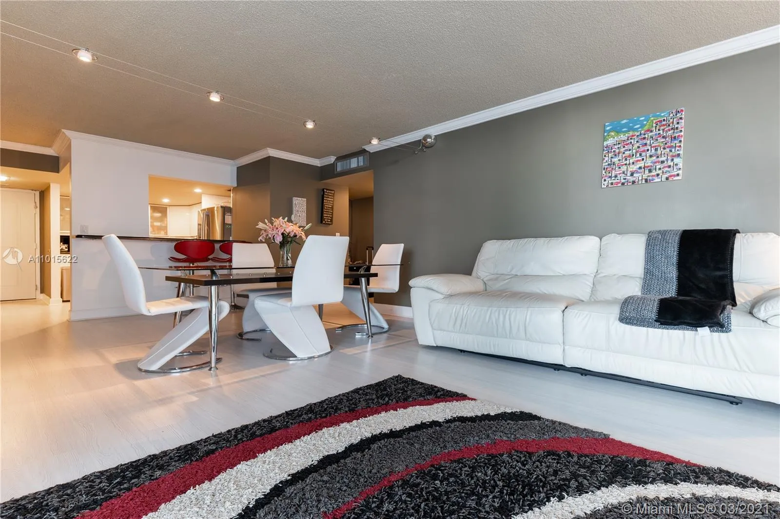 100 Bayview Dr # 505, Sunny Isles Beach FL 33160