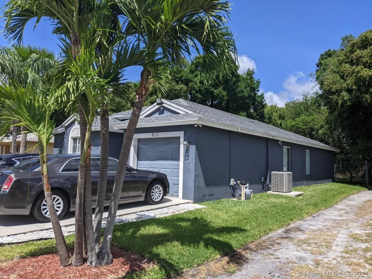 823 NW 2nd St, Fort Lauderdale FL 33311