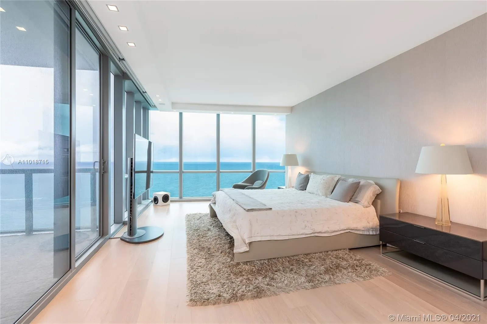 17121 Collins Ave # 4208, Sunny Isles Beach FL 33160
