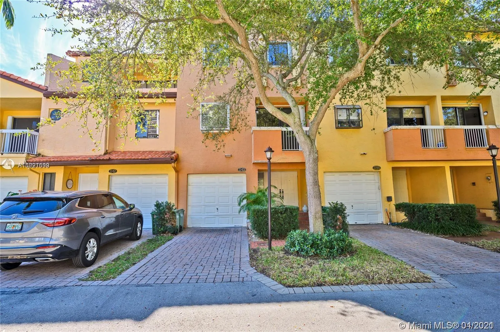 21382 Marina Cove Cir # D, Aventura FL 33180