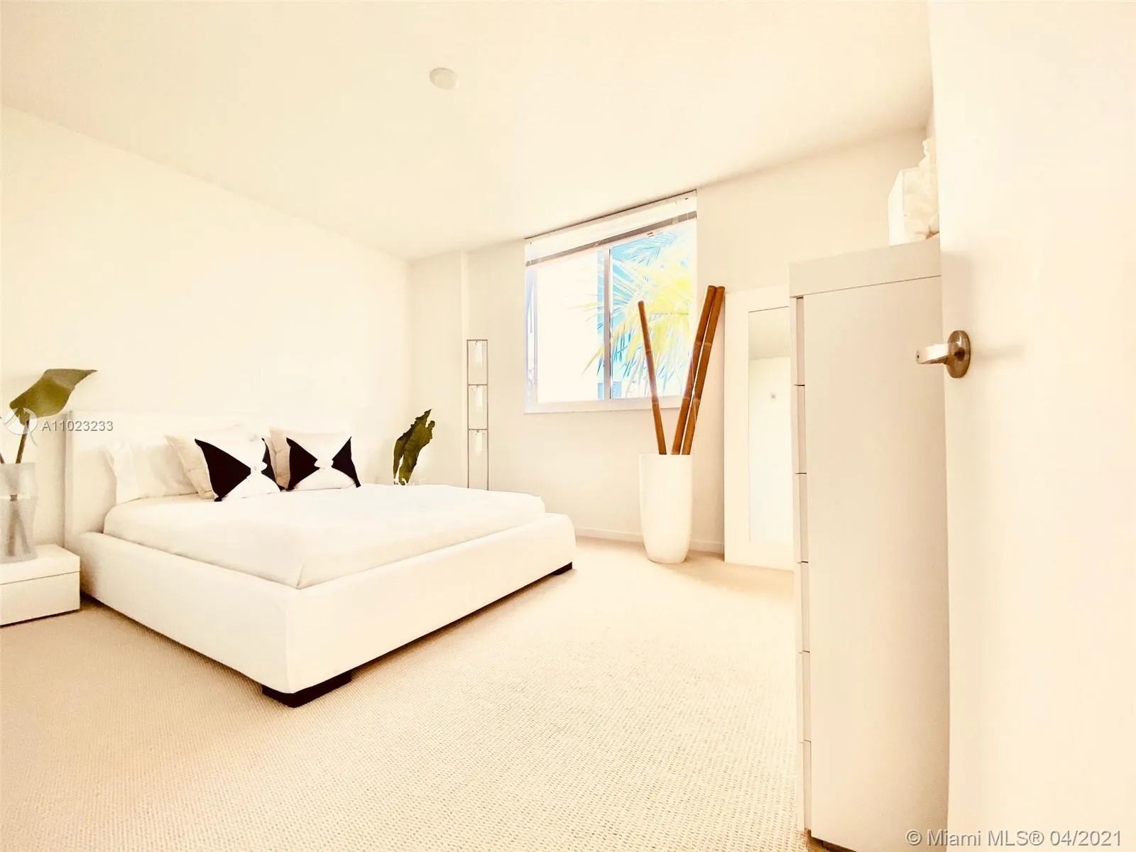 2775 NE 187th St # 414, Aventura FL 33180