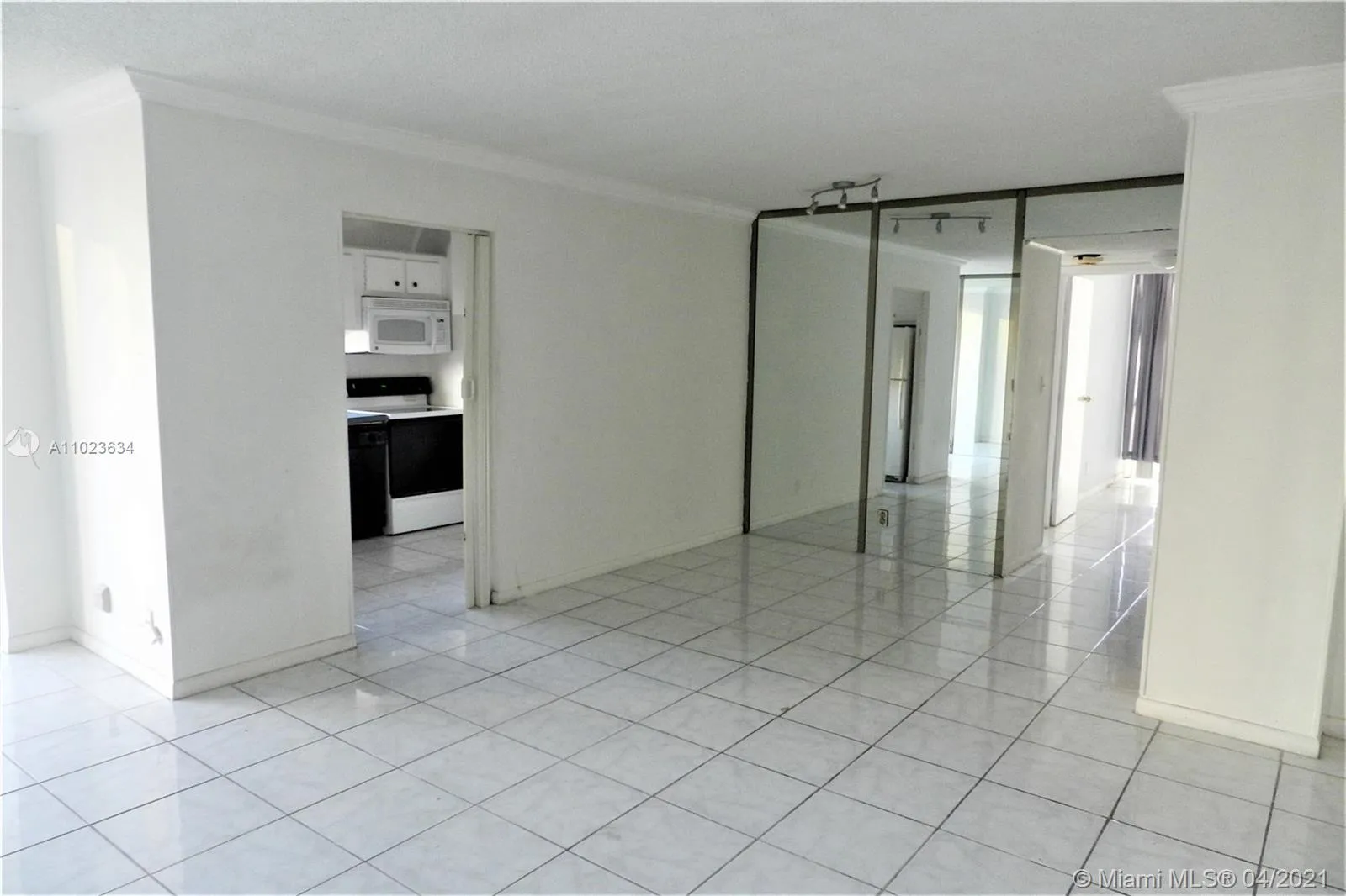 17021 N Bay Rd # 414, Sunny Isles Beach FL 33160