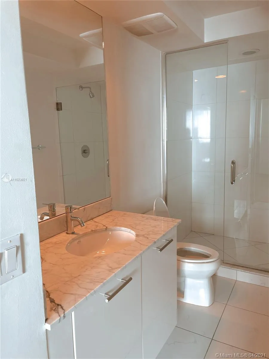 500 Brickell Ave # 2310, Miami FL 33131