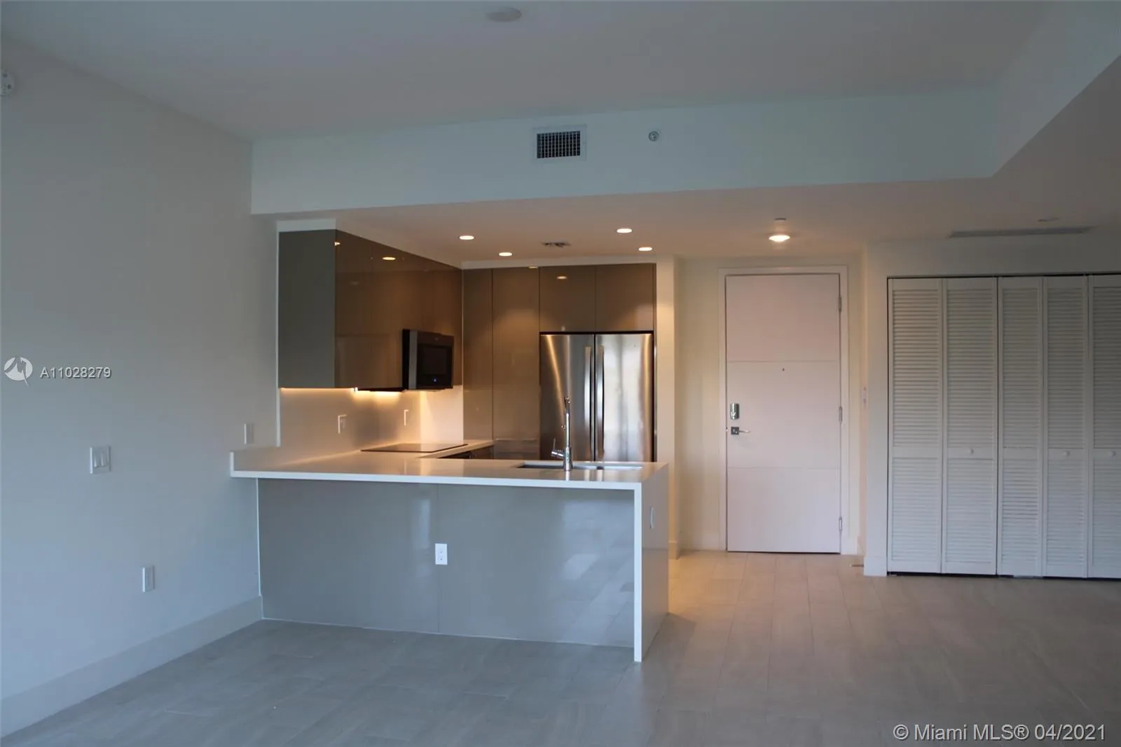 2000 Metropica Way # 202, Sunrise FL 33323