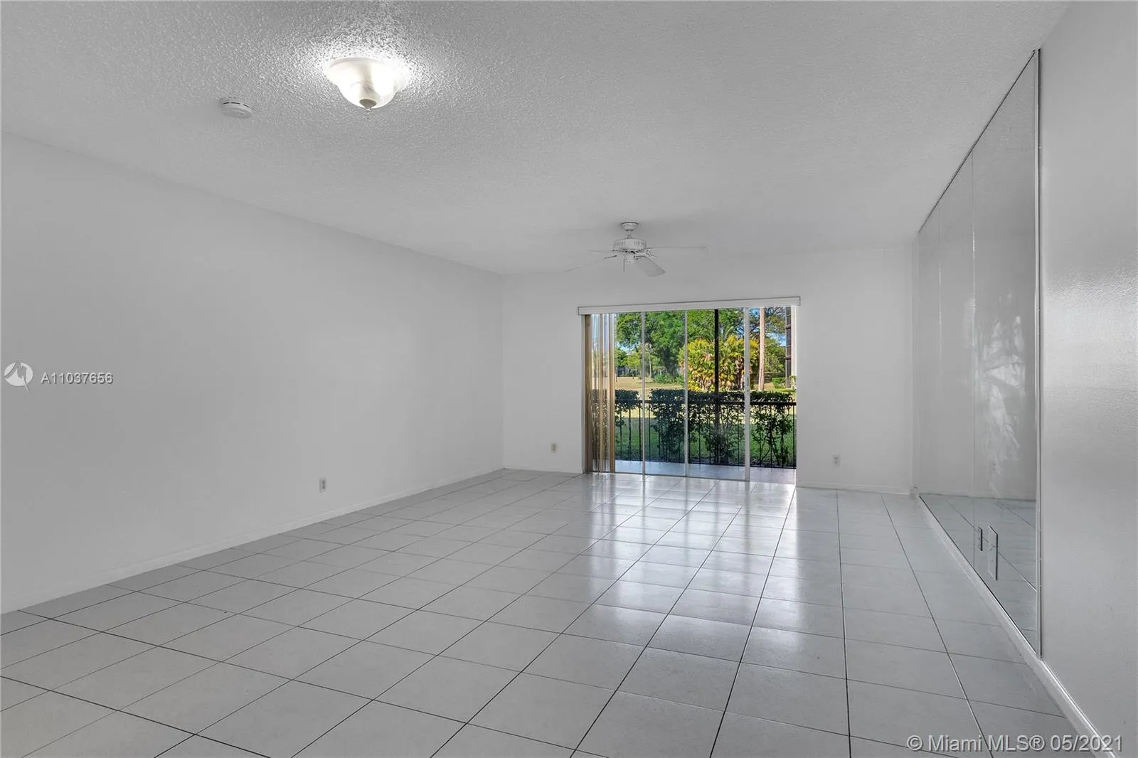 6201 N Falls Cir Dr # 106, Lauderhill FL 33319