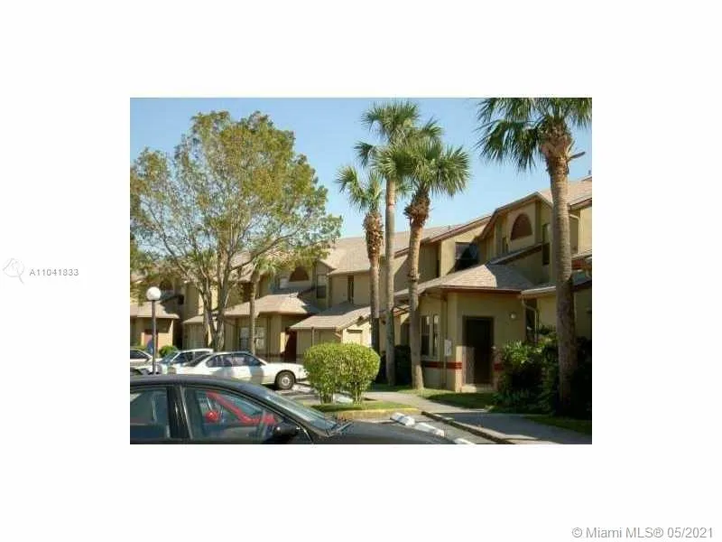 2541 NW 56th Ave # 19, Lauderhill FL 33313