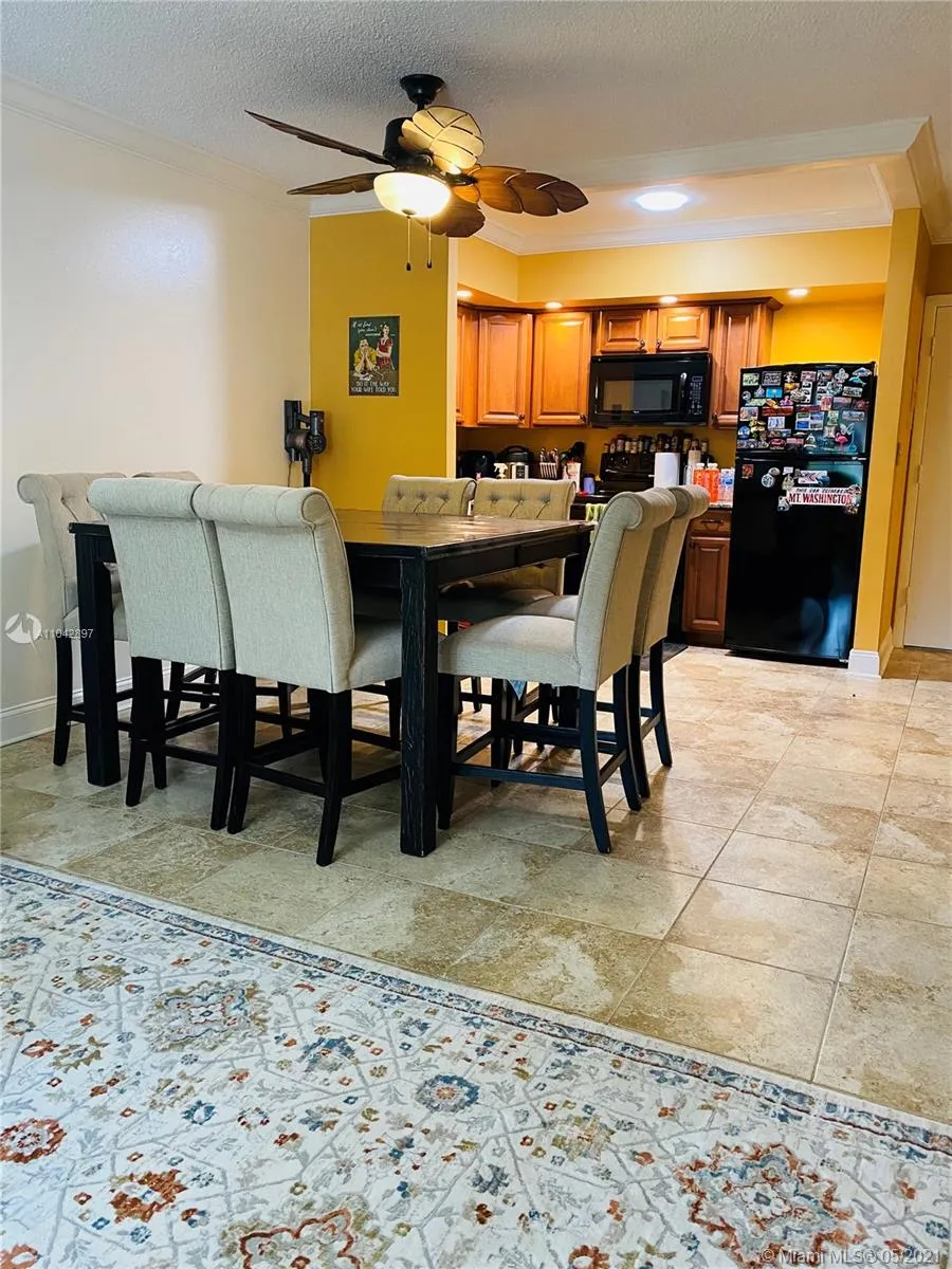 1520 Mckinley St # 106E, Hollywood FL 33020