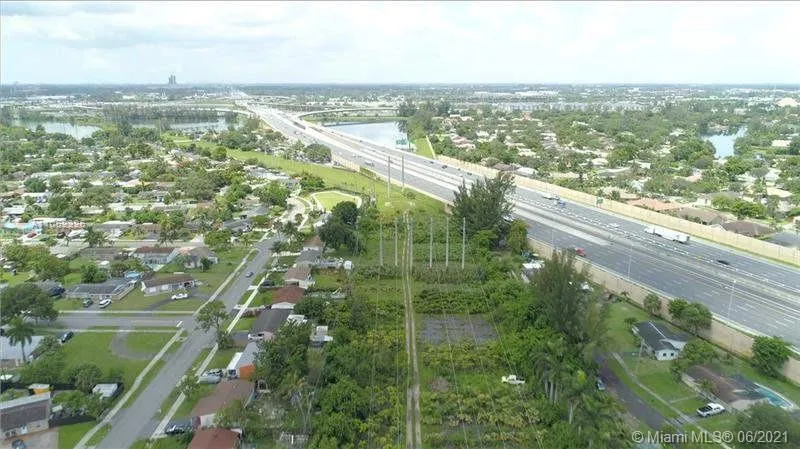 for sale at 5050 Peters Rd, Fort Lauderdale FL 33317