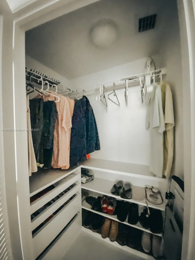 1750 N Bayshore Dr # 1212, Miami FL 33132