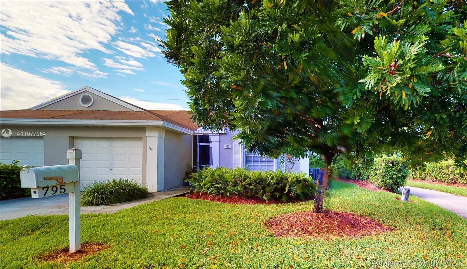 795 SE 18th Ln, Homestead FL 33033