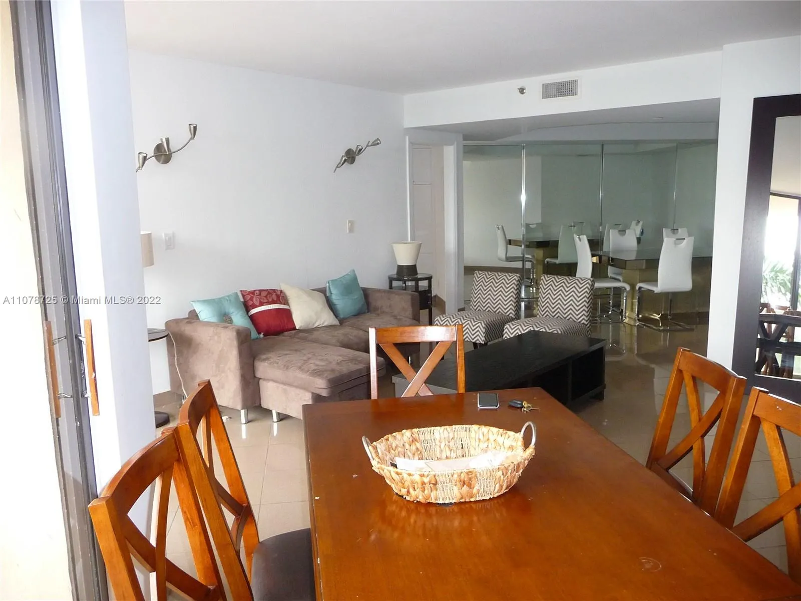 20185 E Country Club Dr # 407, Aventura FL 33180