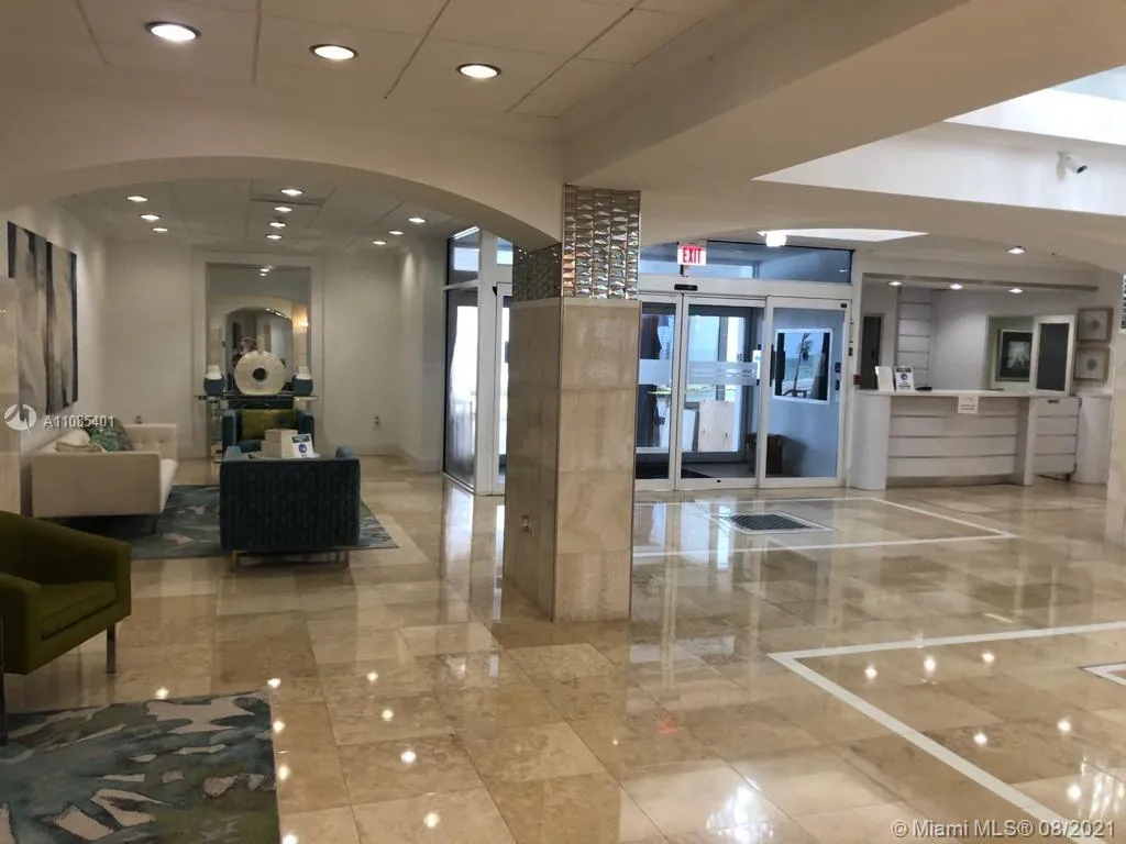 2 bedroom 2 bath for sale at 209 N Fort Lauderdale Beach Blvd # 7D, Fort Lauderdale FL 33304