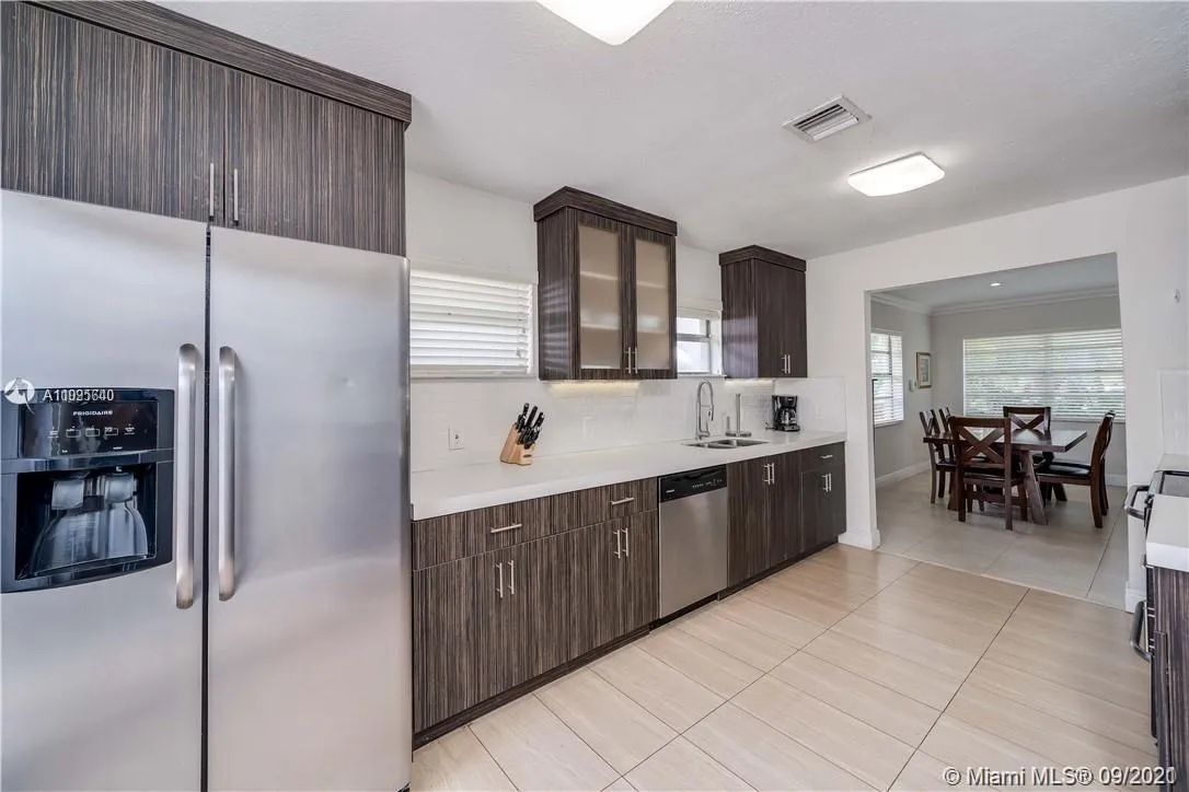 1647 Van Buren St, Hollywood FL 33020